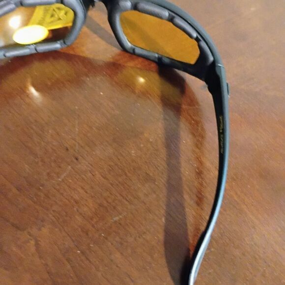 Choppers Black and Gold Sunglasses - Picture 6 of 6